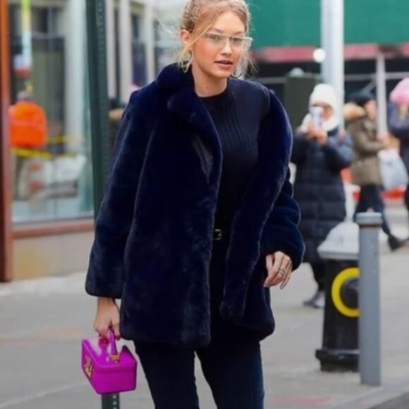 Sézane Isee Navy Faux Fur Coat - Picture 2 of 9